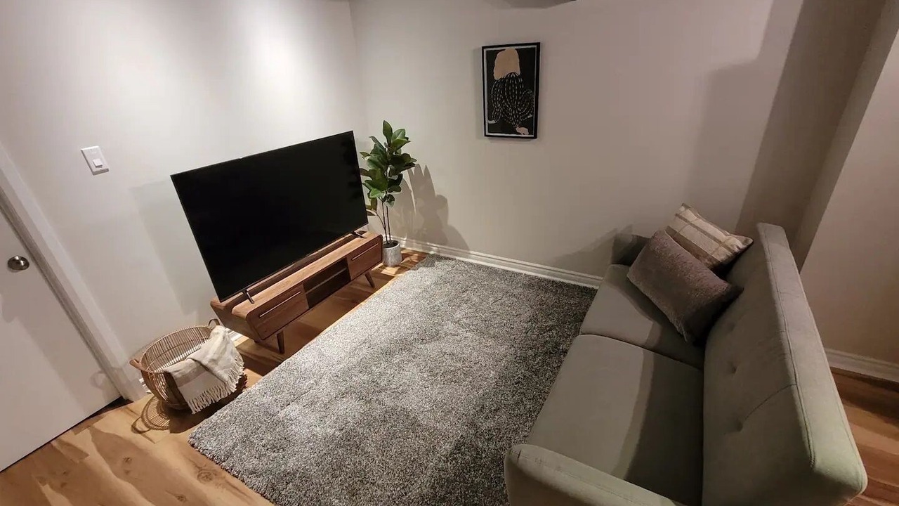 Photo of Livingroom in Ahuntsic