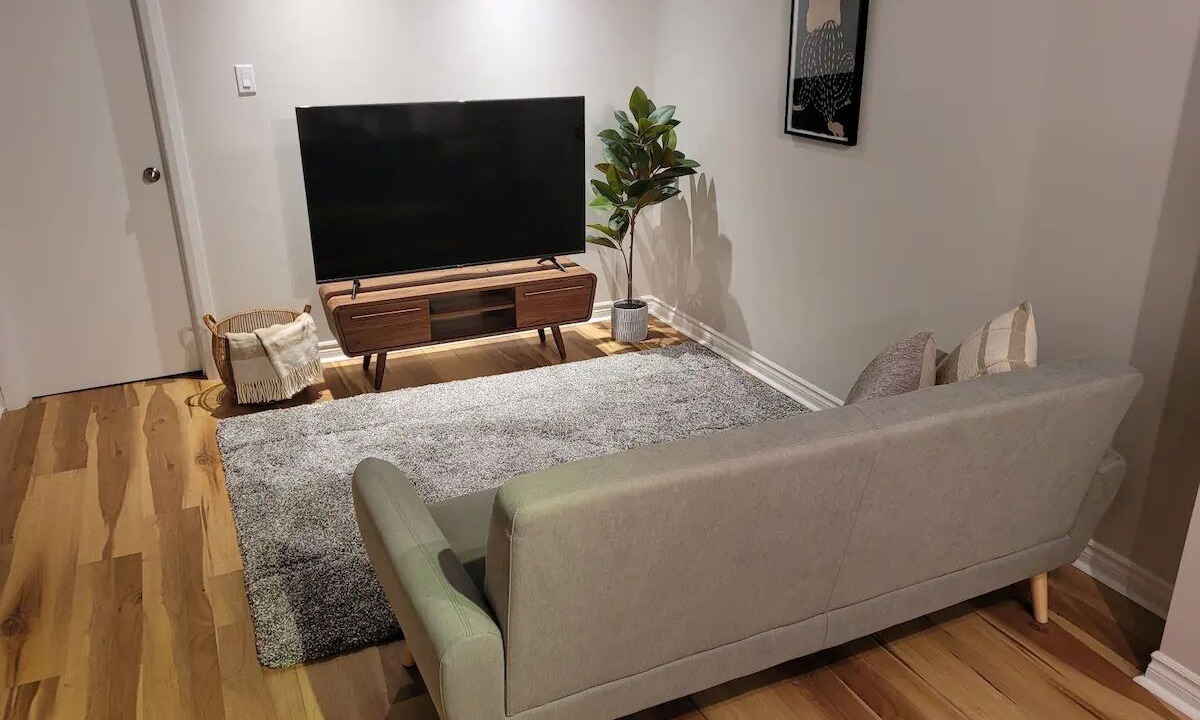 Photo of Livingroom in Ahuntsic