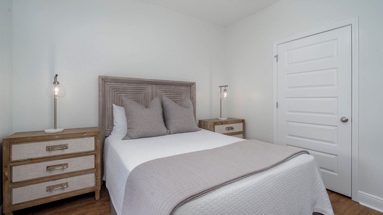 Photo of Bedroom in Northport