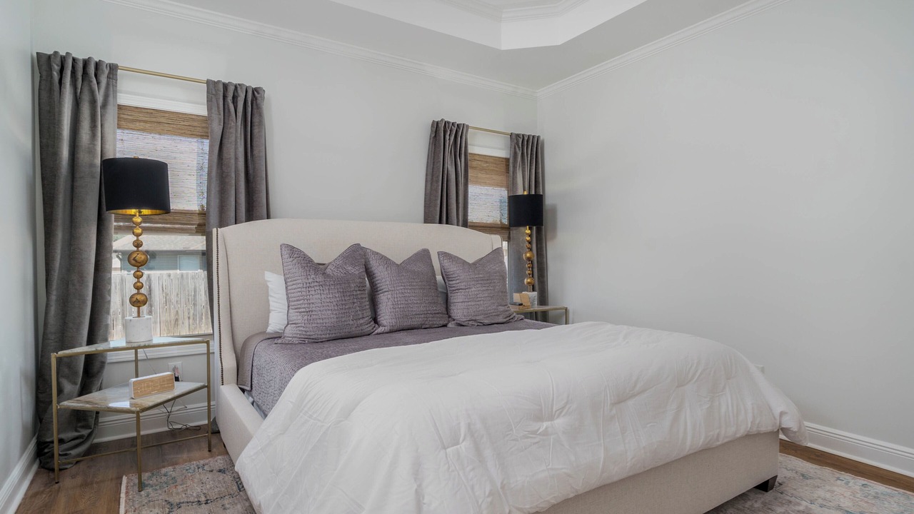 Photo of Bedroom in Northport