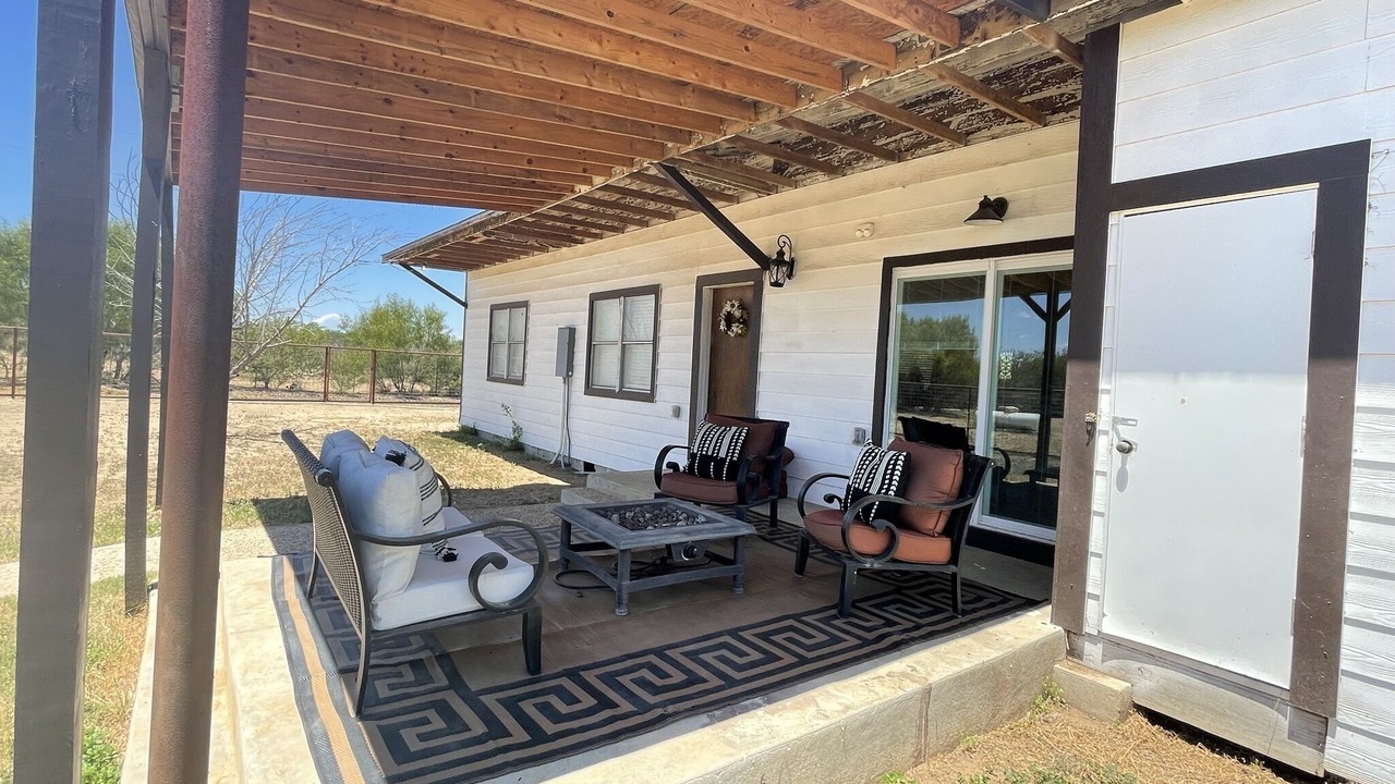Photo of Patio Balcony in Yancey