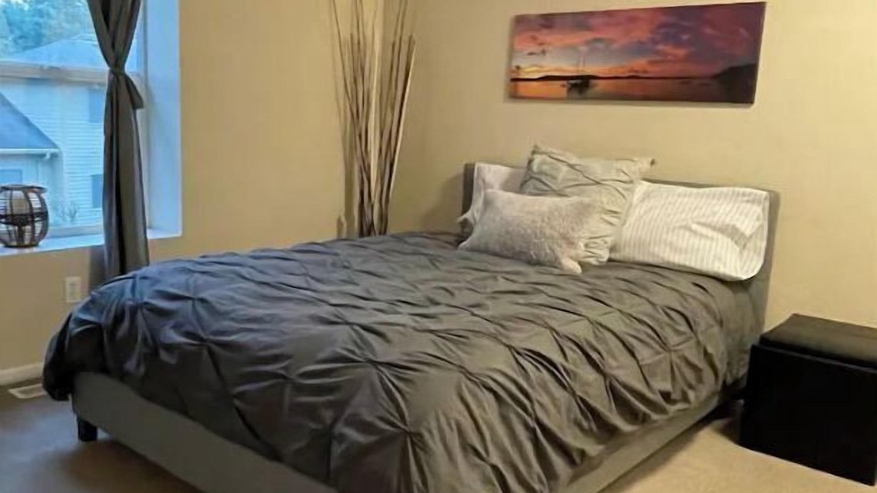 Photo of Bedroom in Lake Forest Park