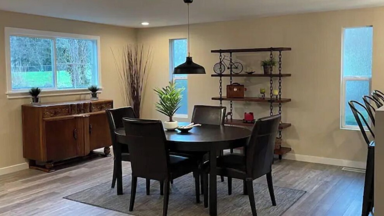 Photo of Others in Lake Forest Park