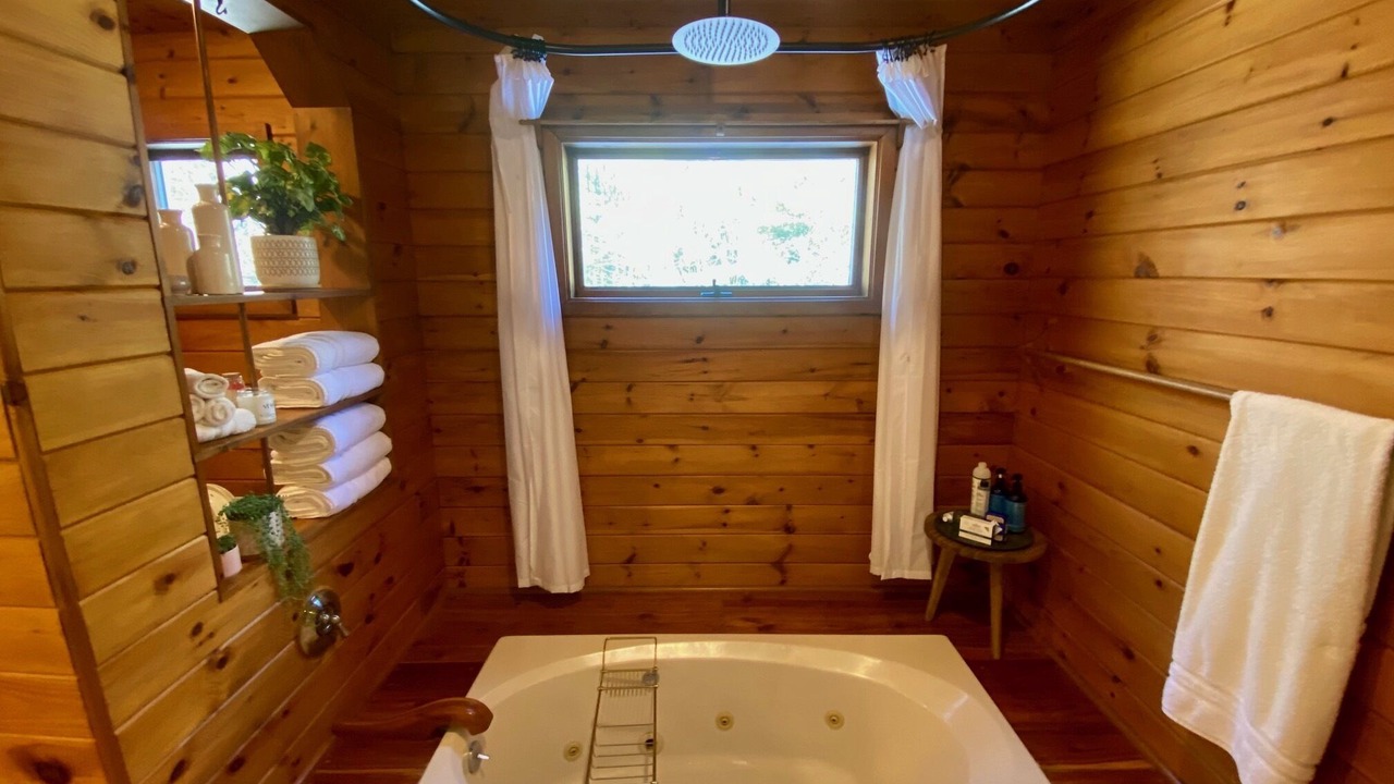 Photo of Bathroom in Jeffersonville
