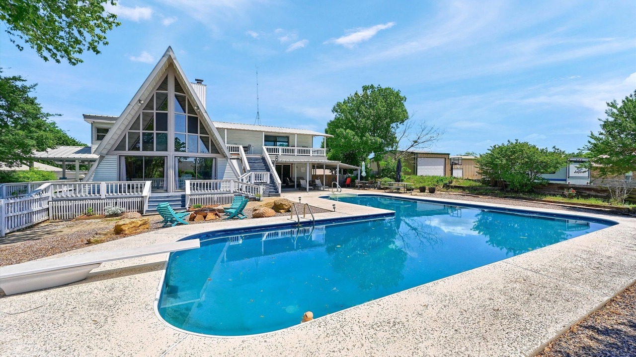Photo of Outdoor in Kingston