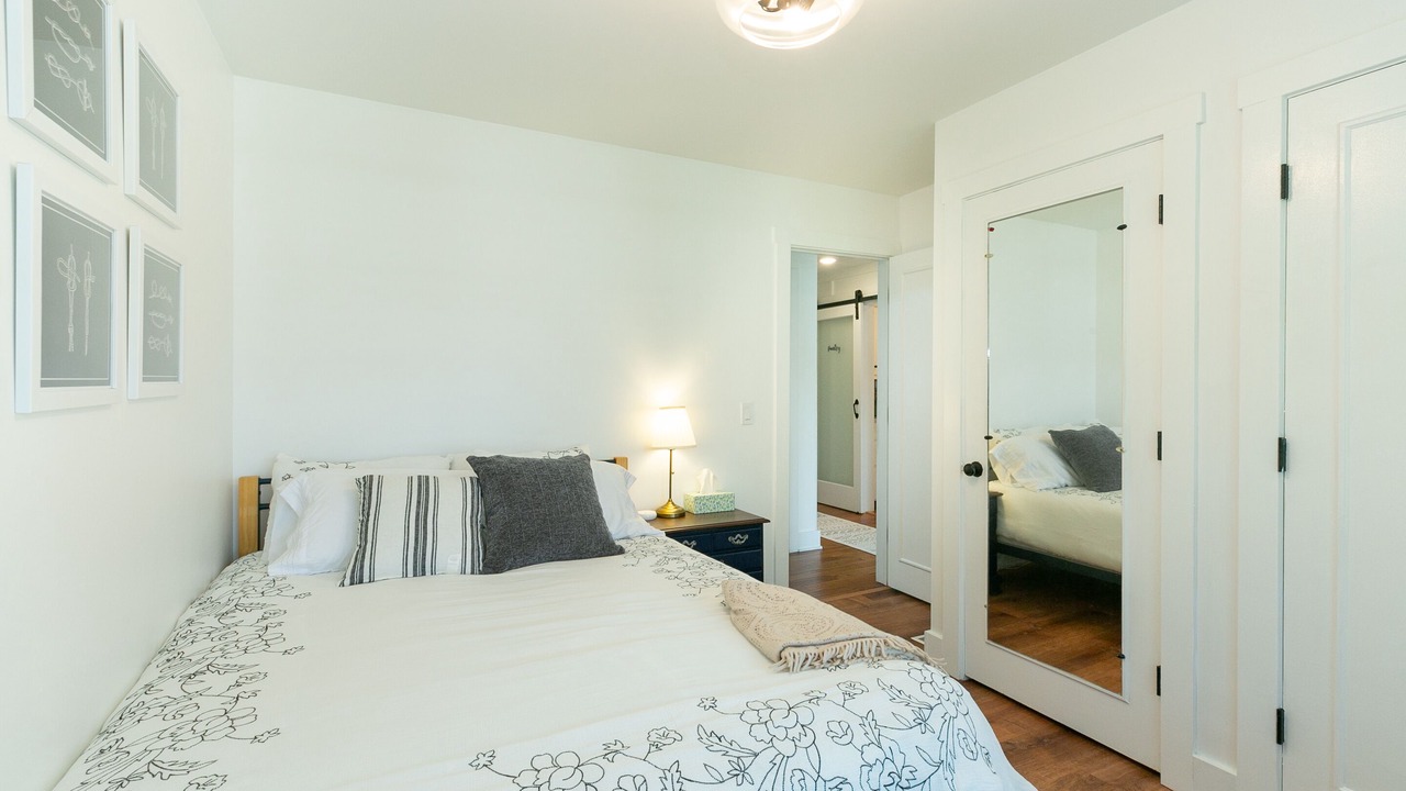Photo of Bedroom in McHenry