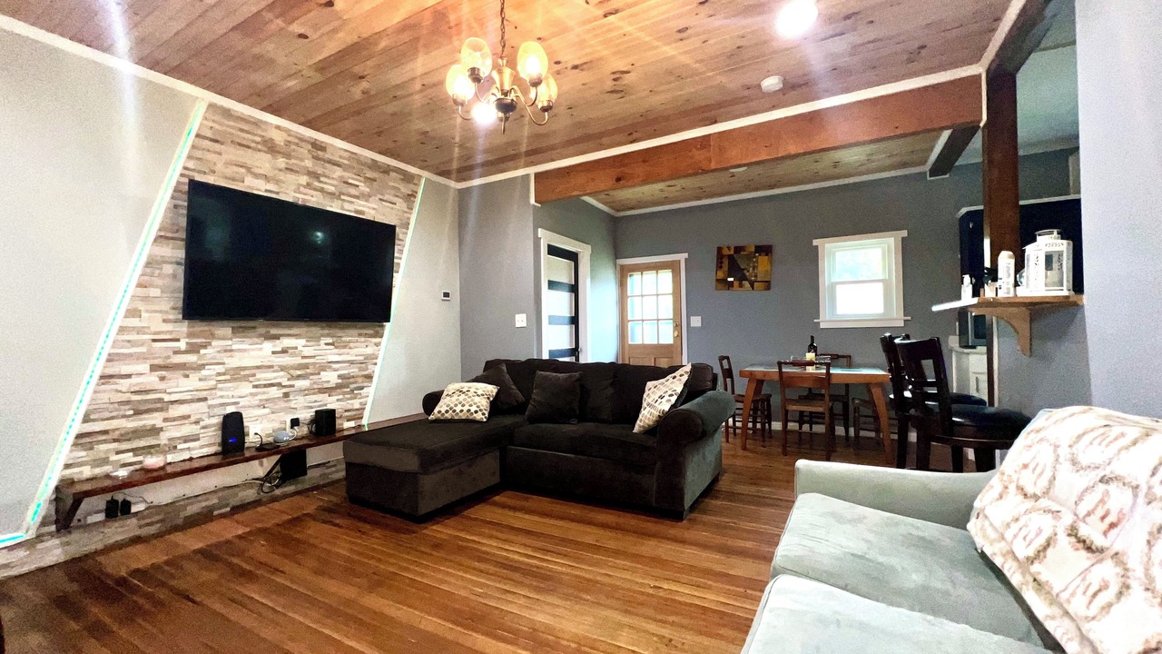 Photo of Livingroom in Belmont Historic District