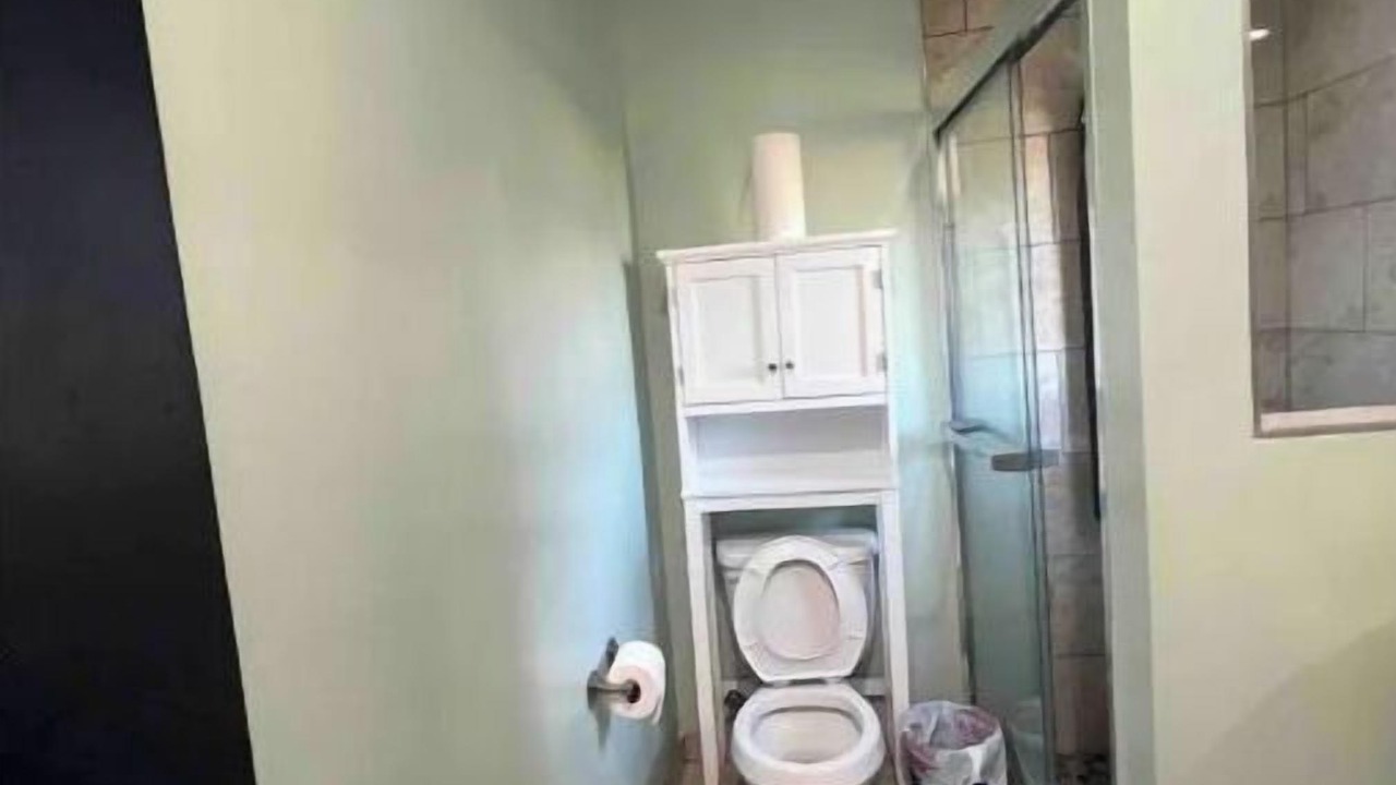 Photo of Bathroom in Belmont Historic District