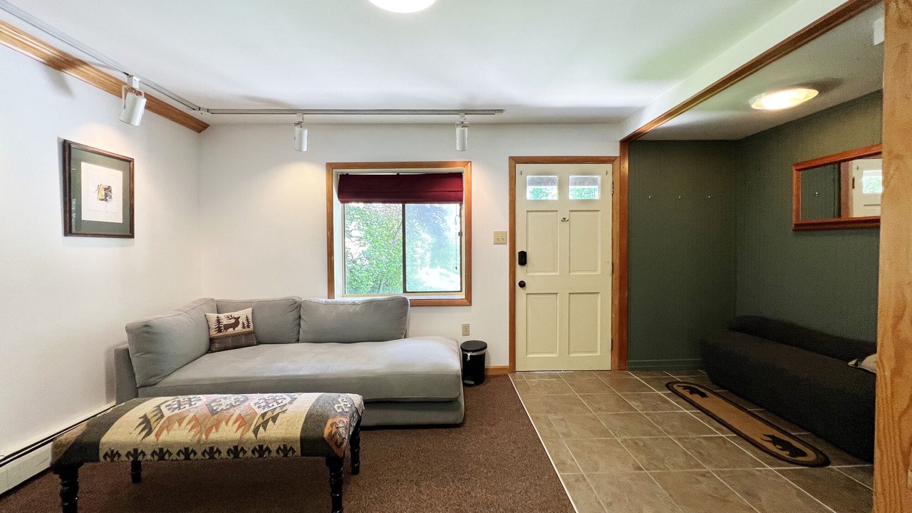 Photo of Livingroom in Whittier