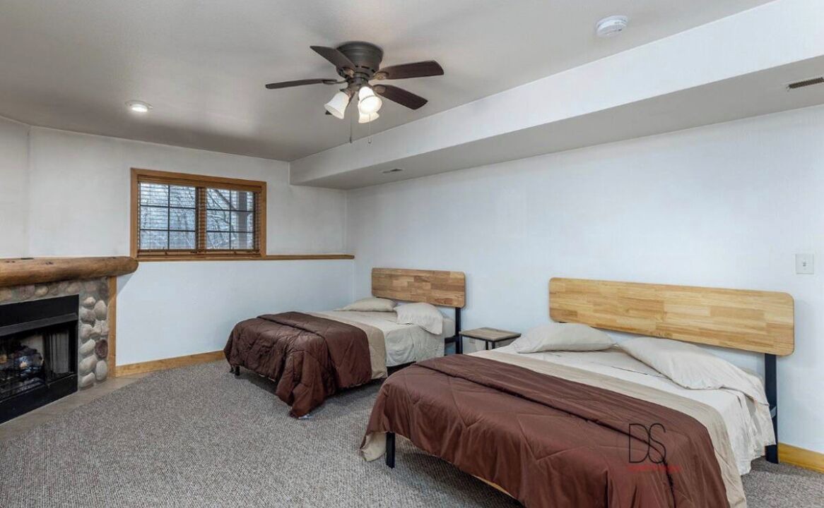 Photo of Bedroom in Oglesby