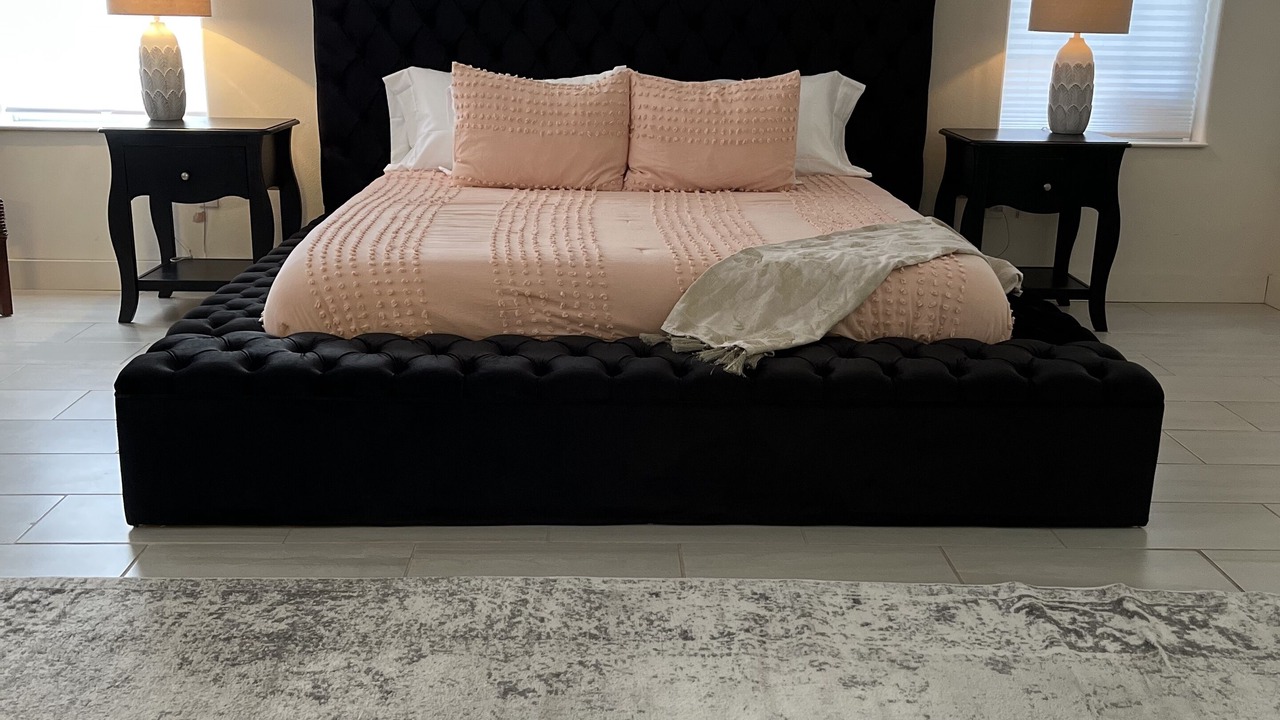 Photo of Bedroom in Cottonwood Shores