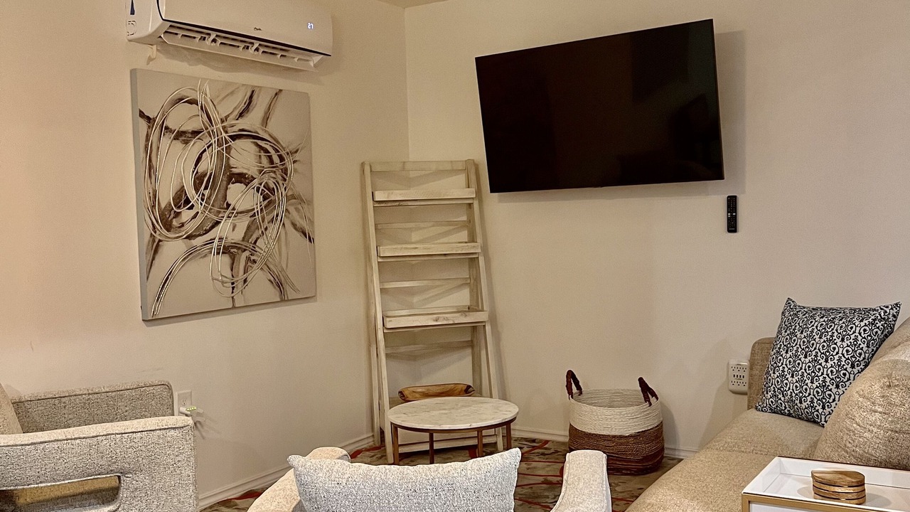 Photo of Livingroom in Yacht Harbor