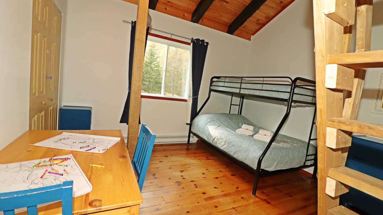 Photo of Bedroom in Saint-Alexis-des-Monts