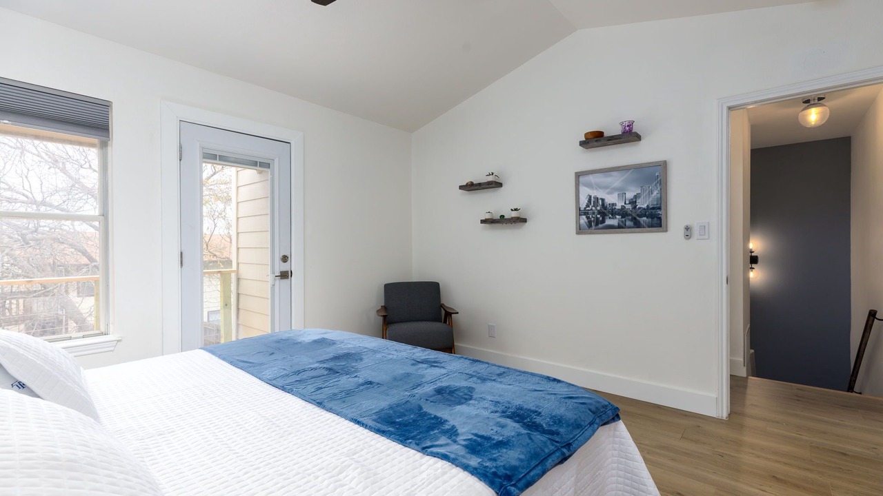 Photo of Bedroom in South Lamar