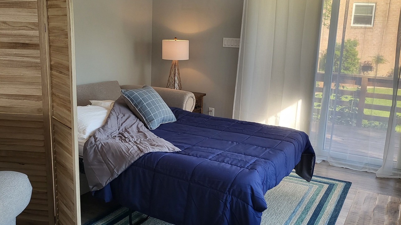 Photo of Bedroom in River Bend