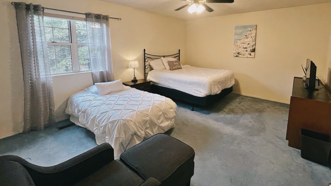 Photo of Bedroom in Tellico Village
