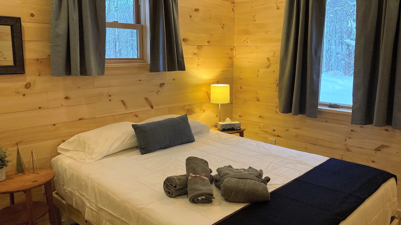Photo of Bedroom in Town of Webb