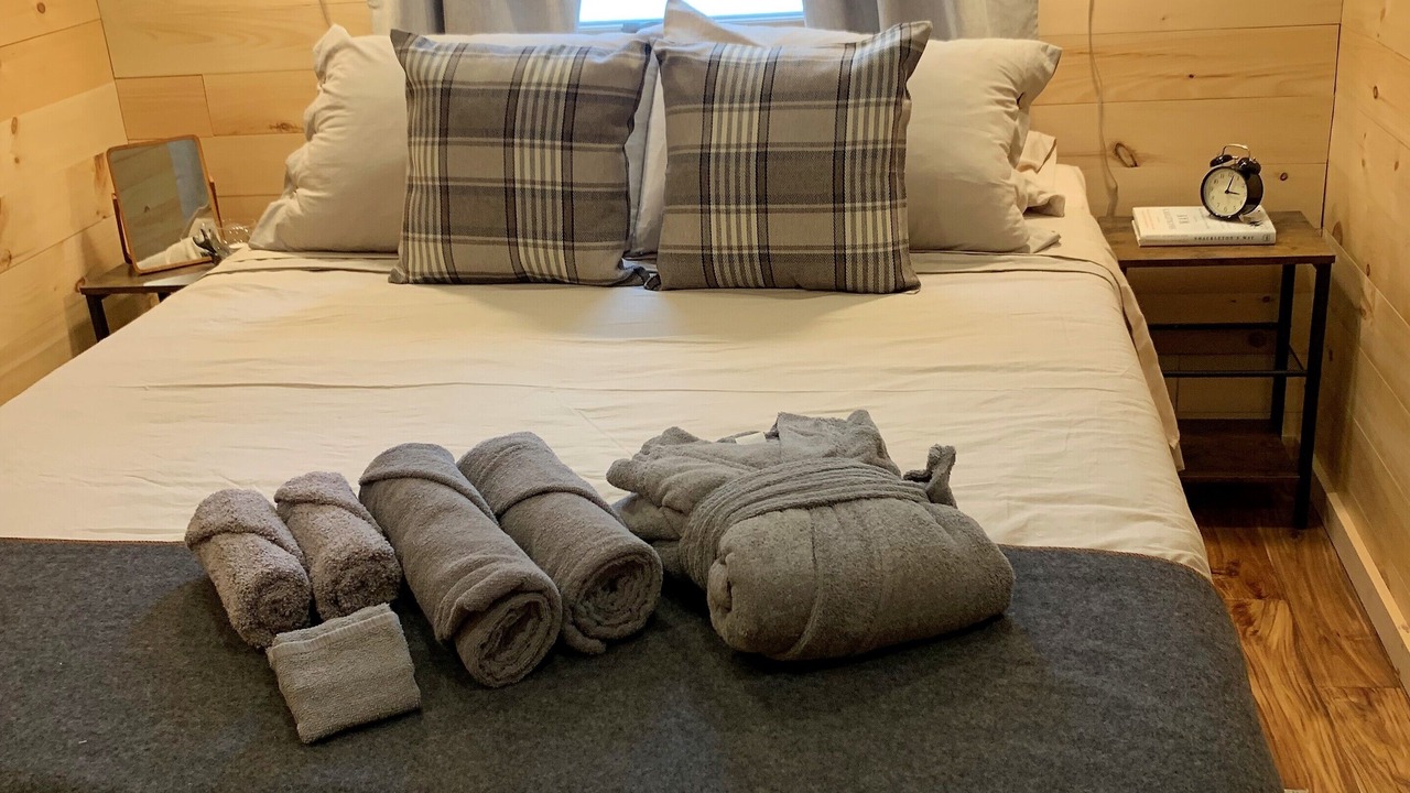 Photo of Bedroom in Town of Webb