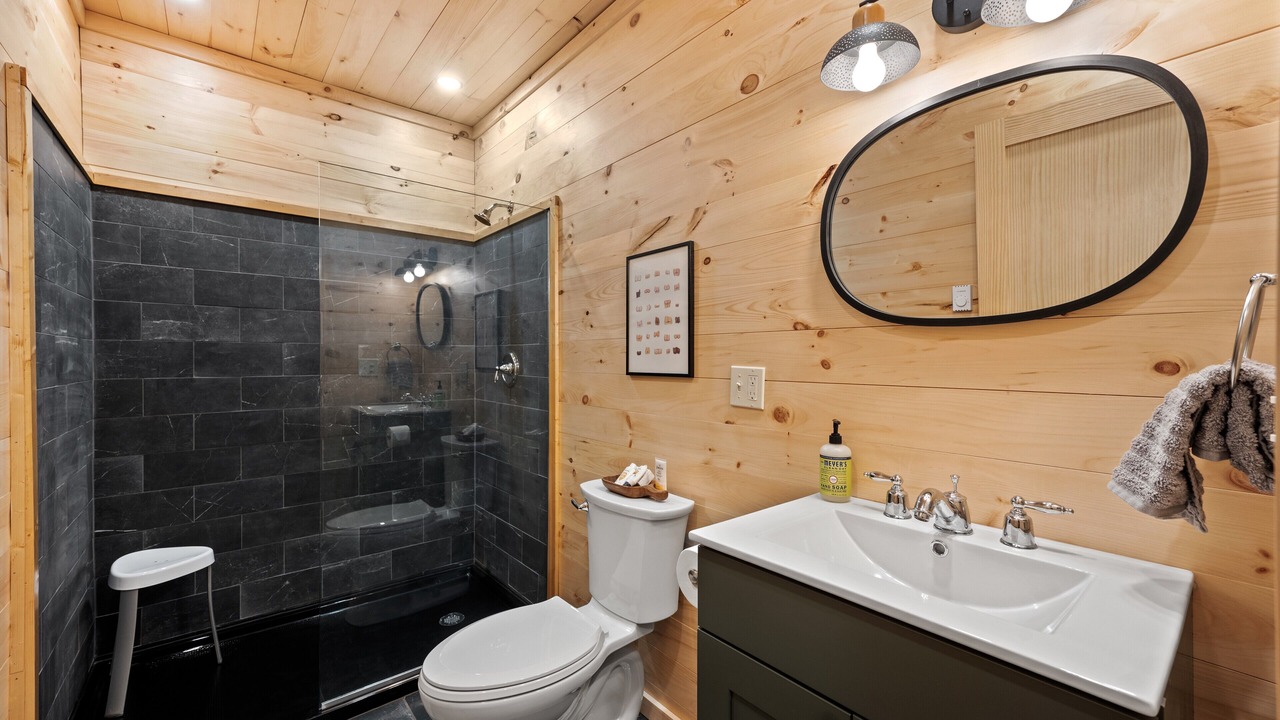 Photo of Bathroom in Town of Webb
