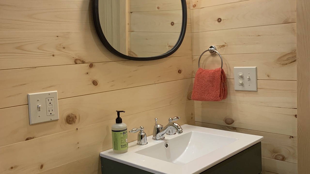 Photo of Bathroom in Town of Webb