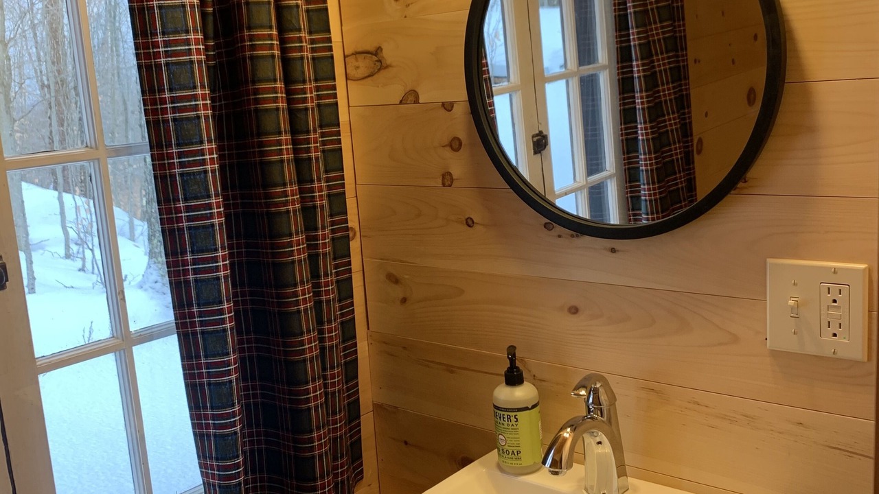 Photo of Bathroom in Town of Webb