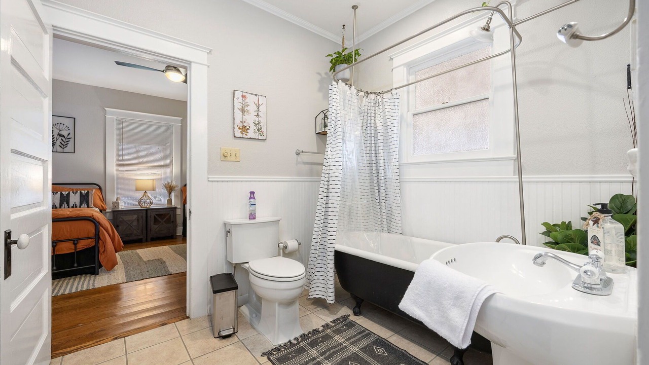 Photo of Bathroom in Georgetown