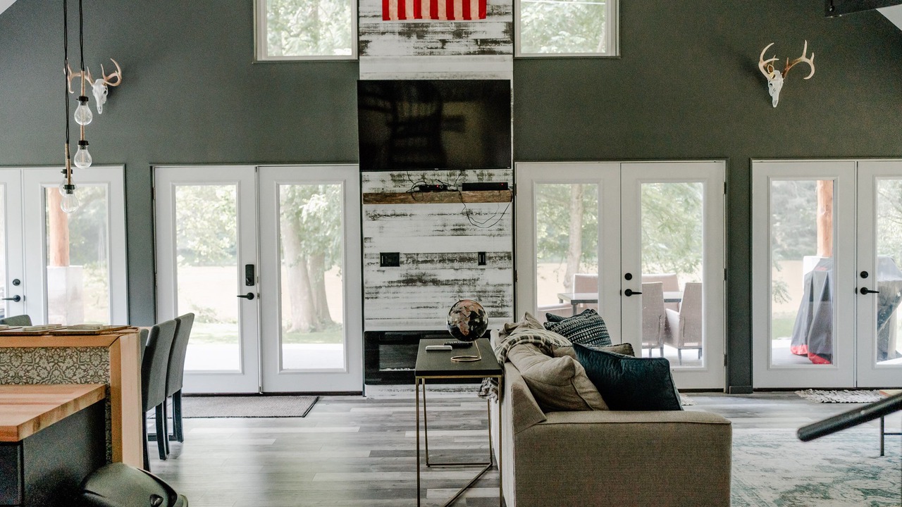 Photo of Others in Hyner