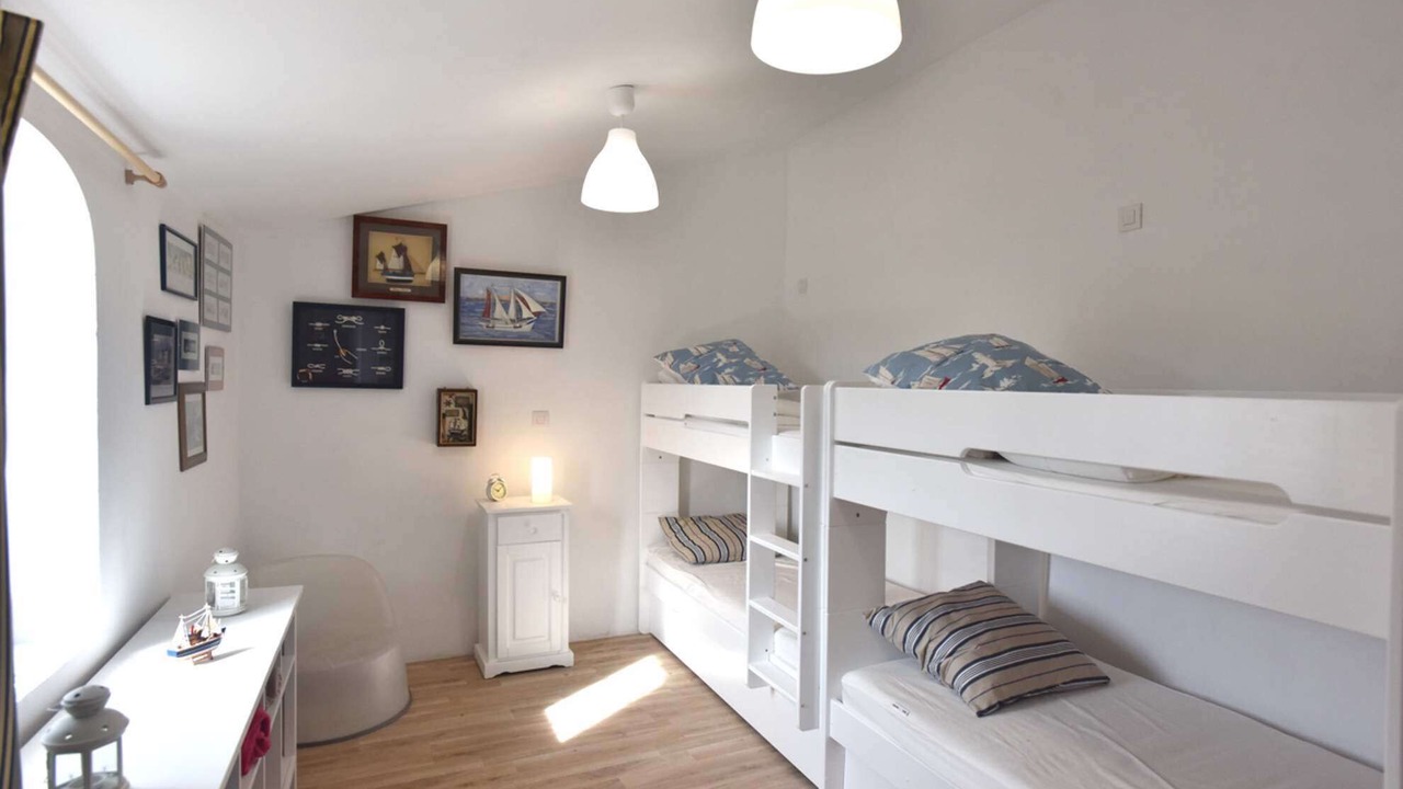 Photo of Bedroom in Sainte-Croix-a-Lauze