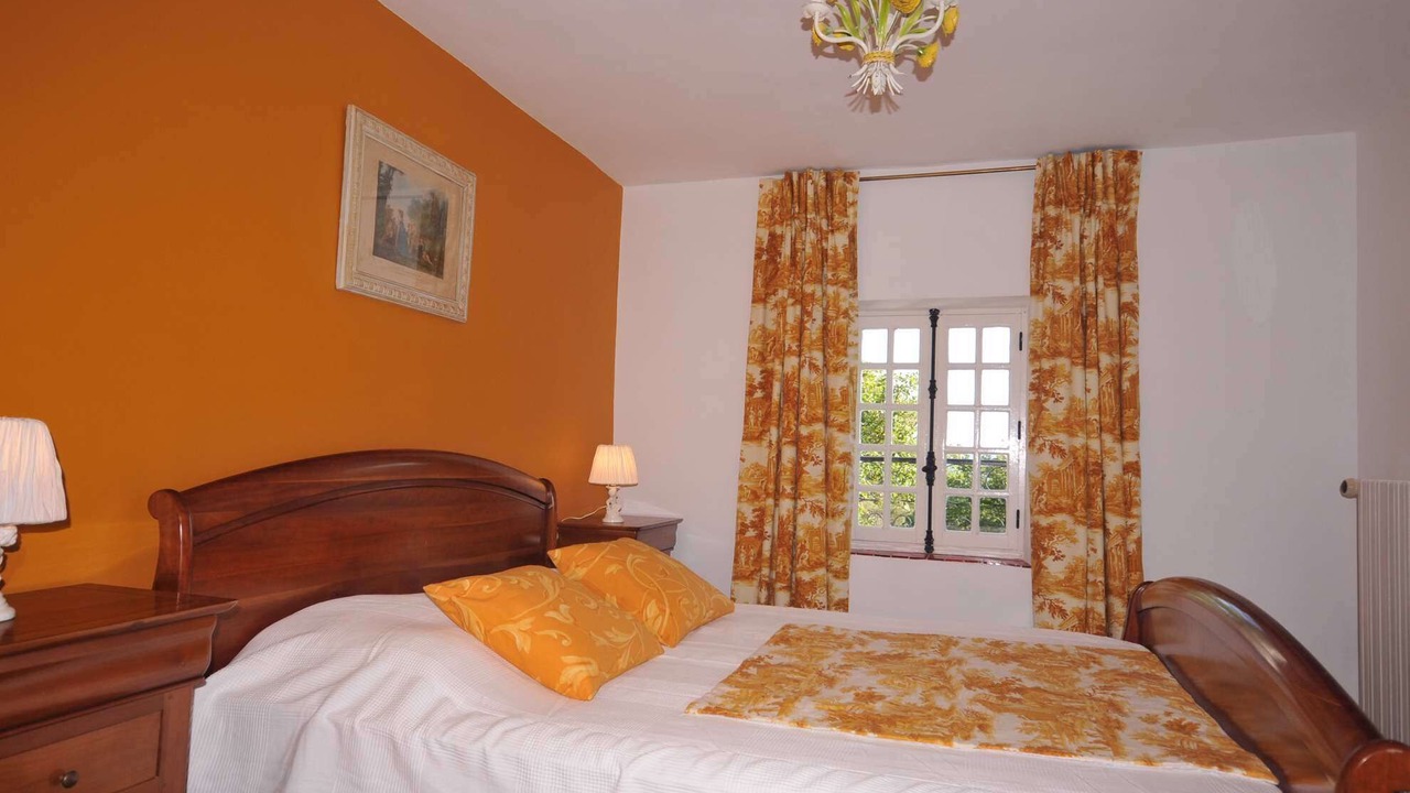 Photo of Bedroom in Sainte-Croix-a-Lauze
