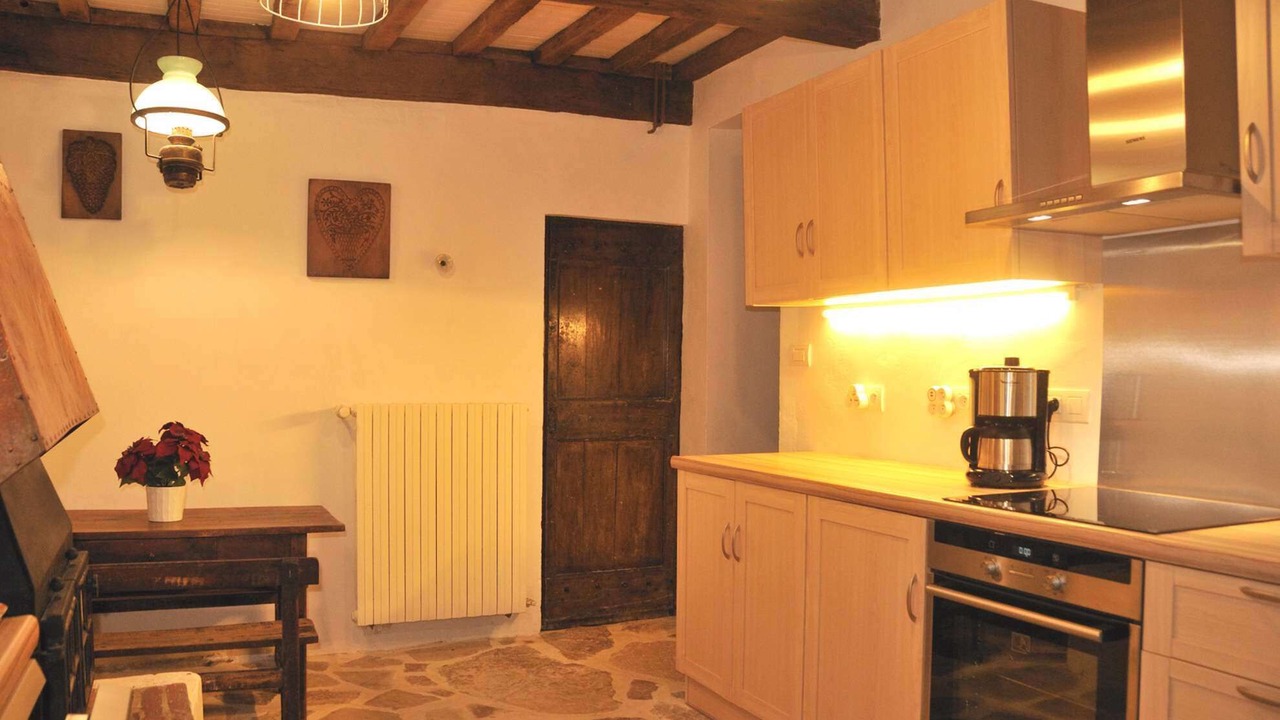 Photo of Kitchen in Sainte-Croix-a-Lauze