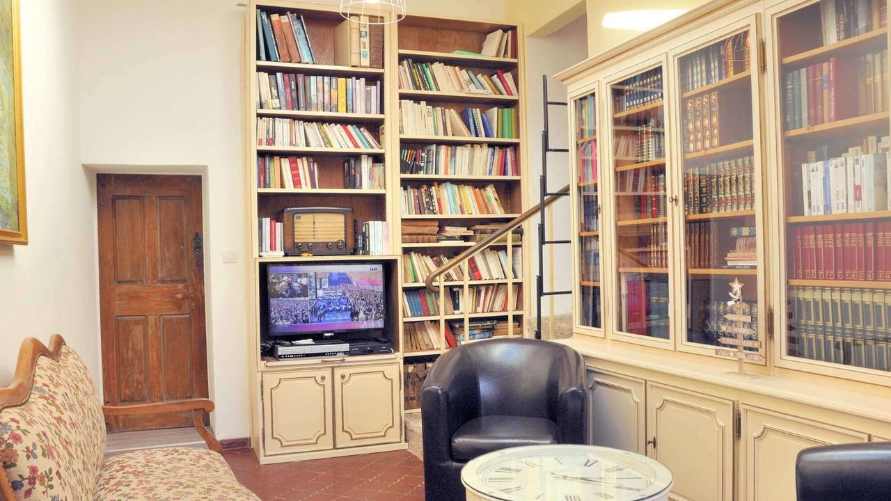 Photo of Livingroom in Sainte-Croix-a-Lauze