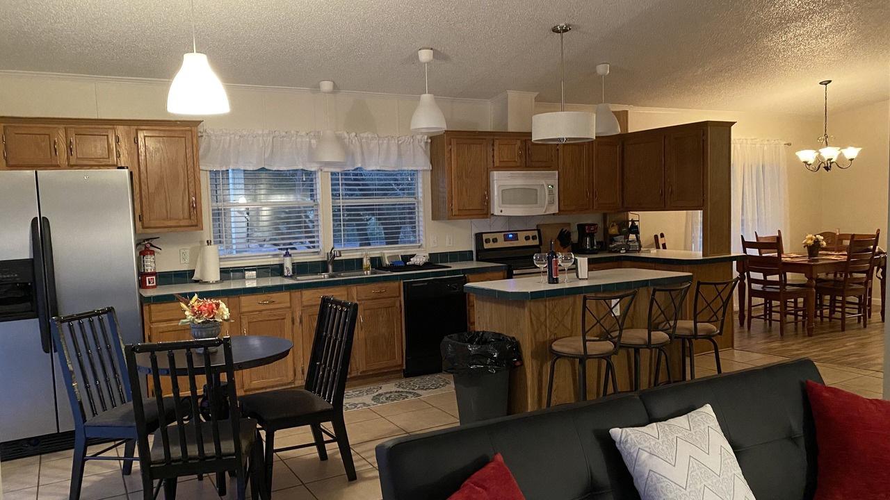 Photo of Livingroom in Canyon Lake