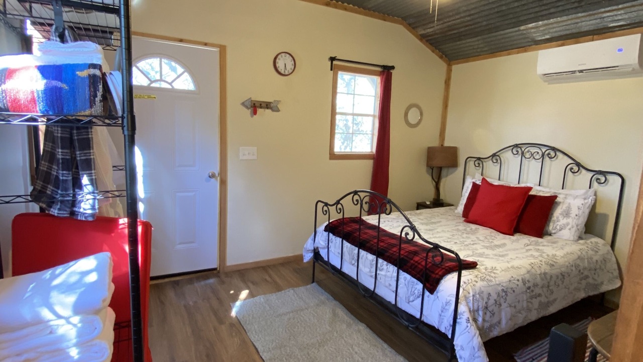 Photo of Livingroom in Canyon Lake