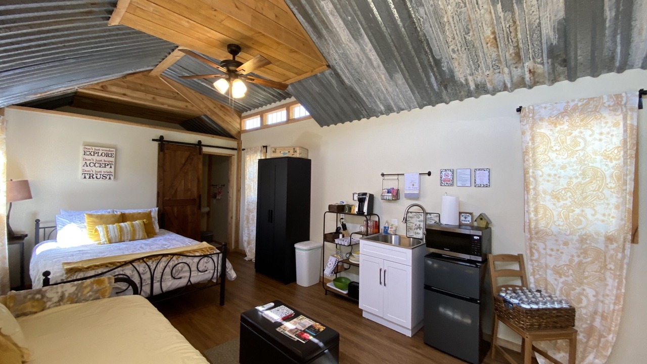 Photo of Livingroom in Canyon Lake
