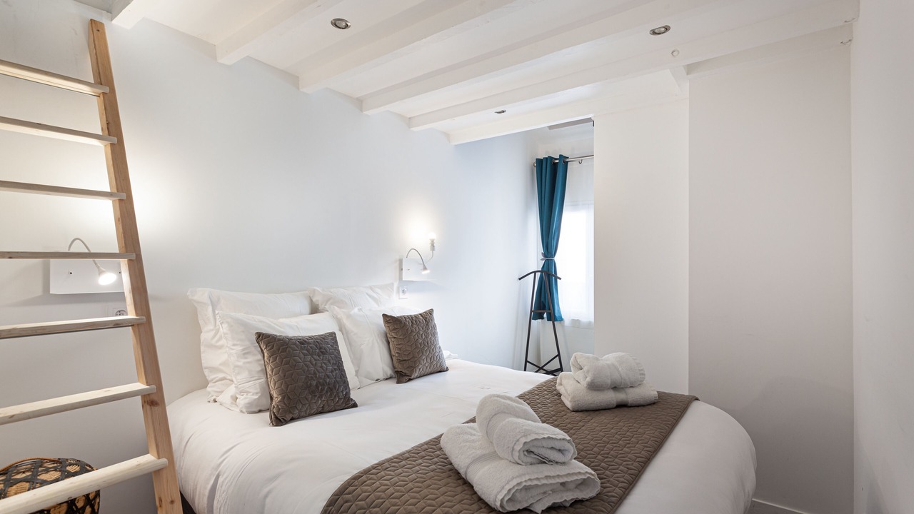 Photo of Bedroom in Chantilly