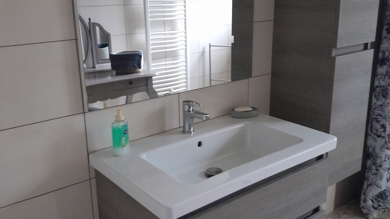 Photo of Bathroom in Maranville