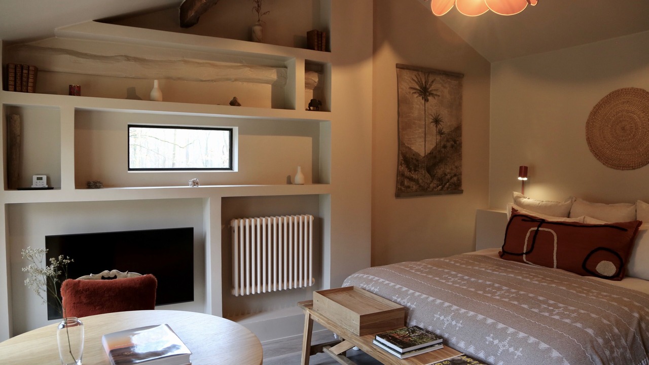 Photo of Bedroom in Poigny la Foret