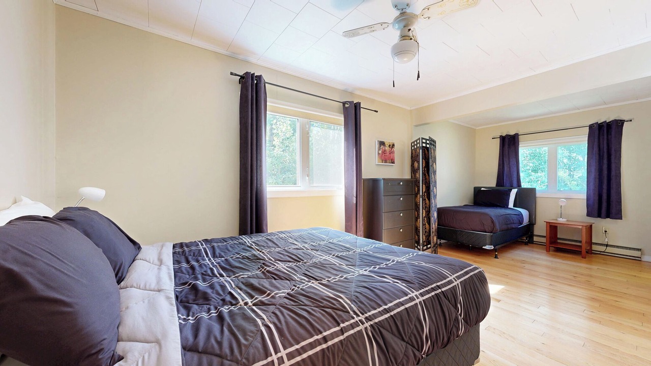 Photo of Bedroom in Shelburne
