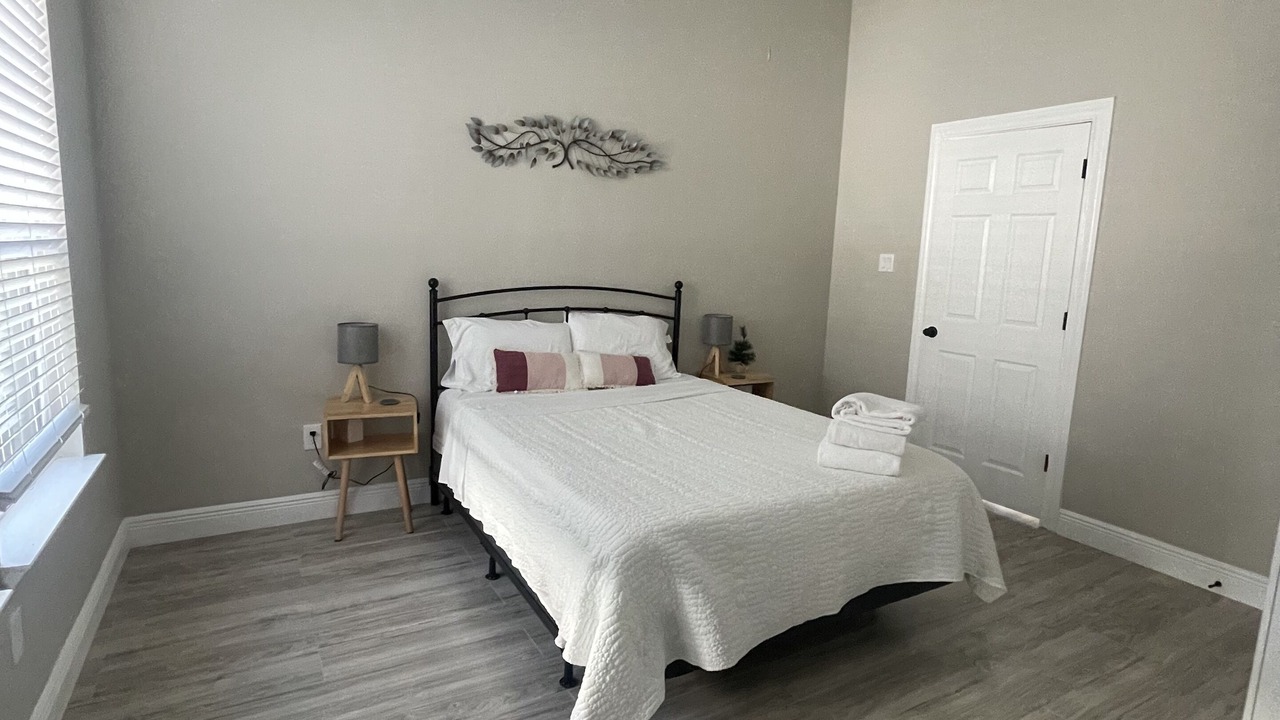 Photo of Bedroom in Nevada Street