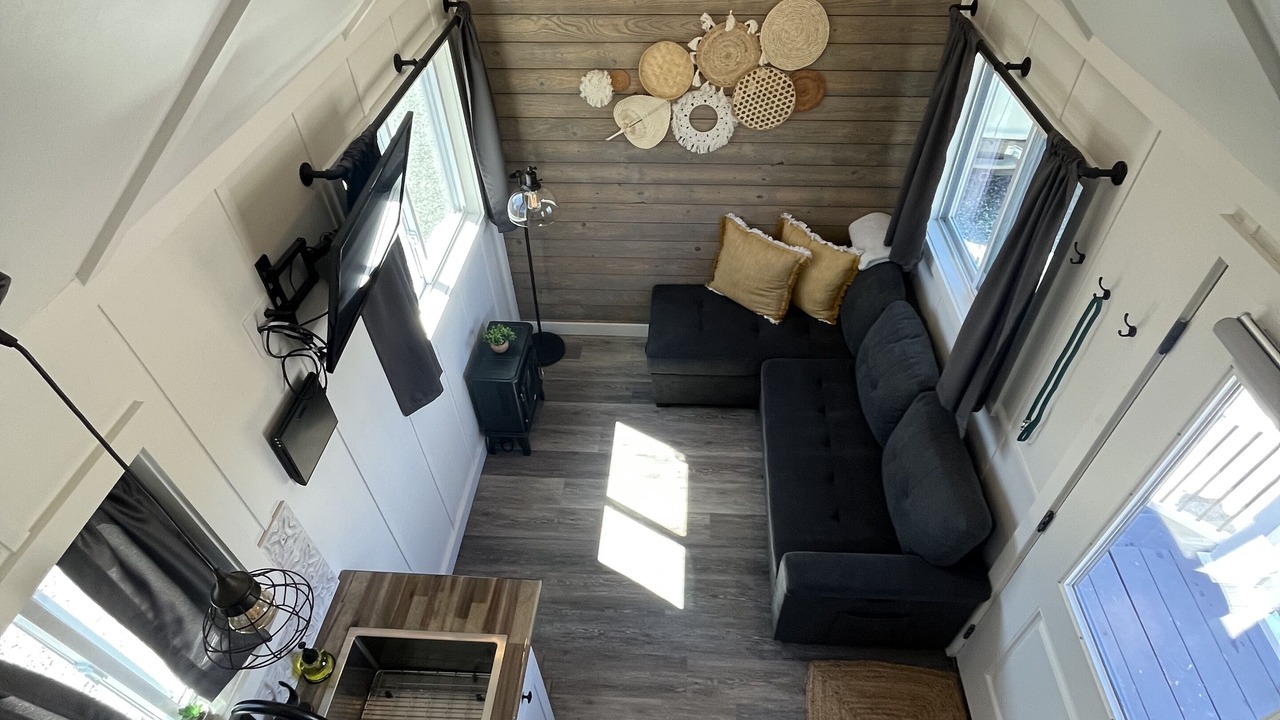 Photo of Livingroom in Knoxville