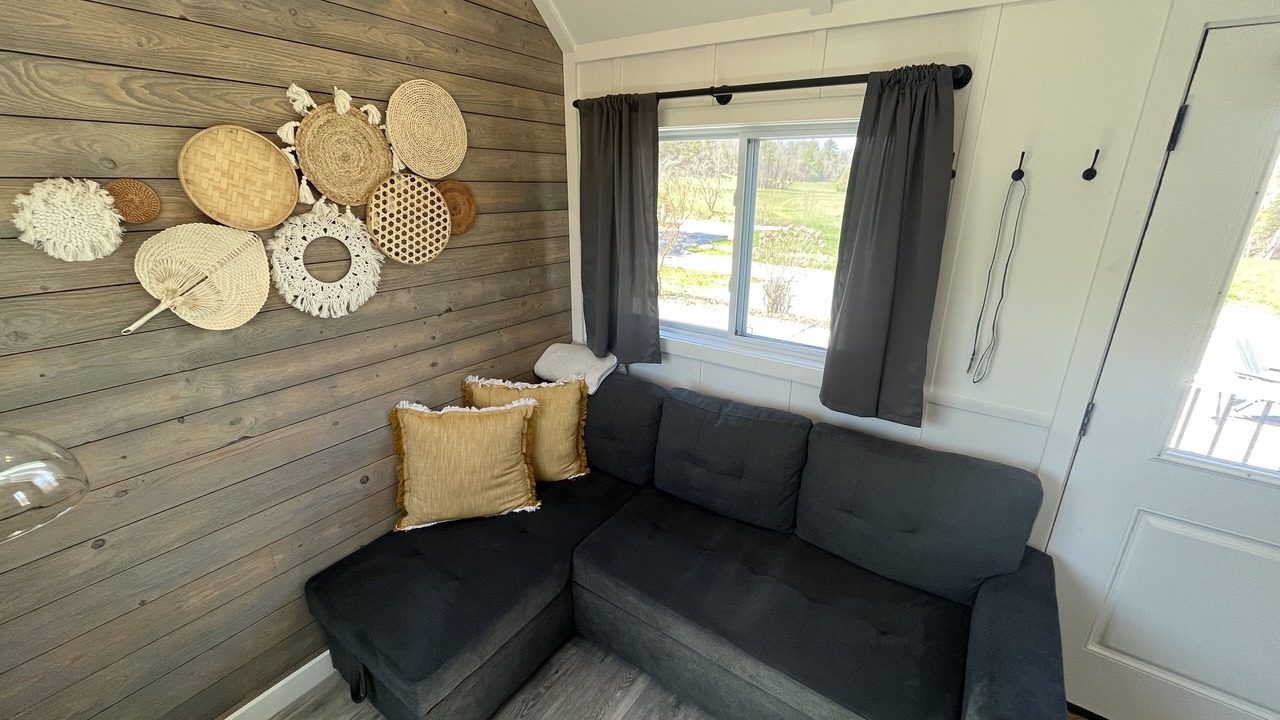 Photo of Livingroom in Knoxville