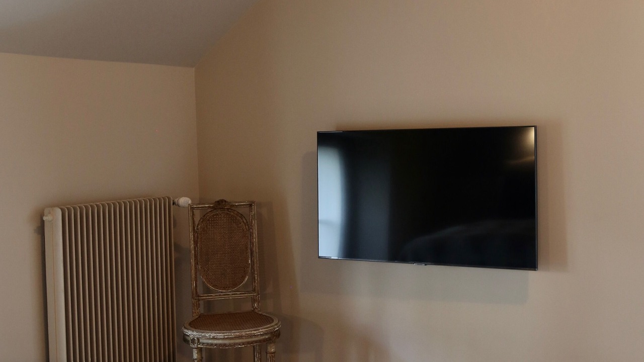 Photo of Bedroom in Poigny la Foret