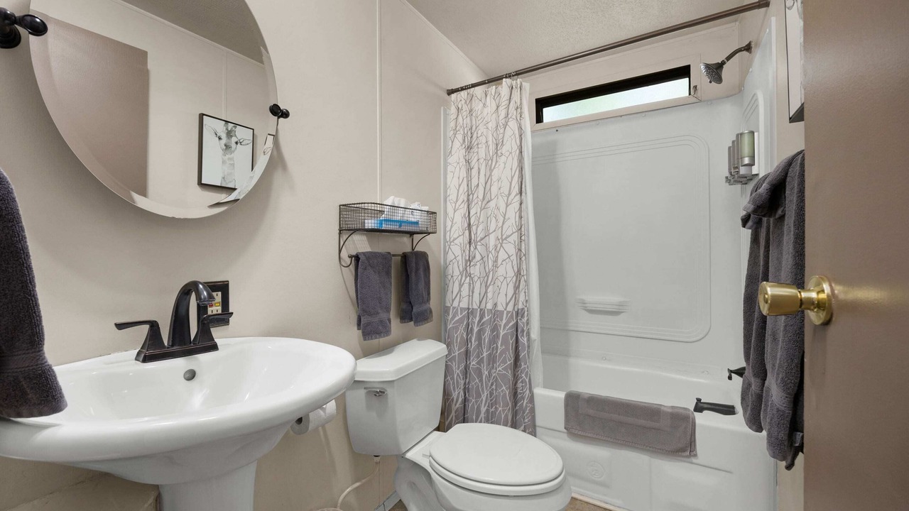 Photo of Bathroom in Kernville