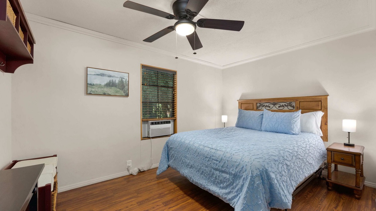 Photo of Bedroom in Kernville