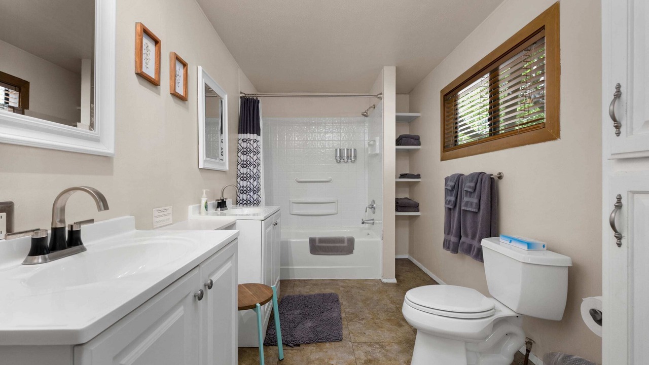 Photo of Bathroom in Kernville