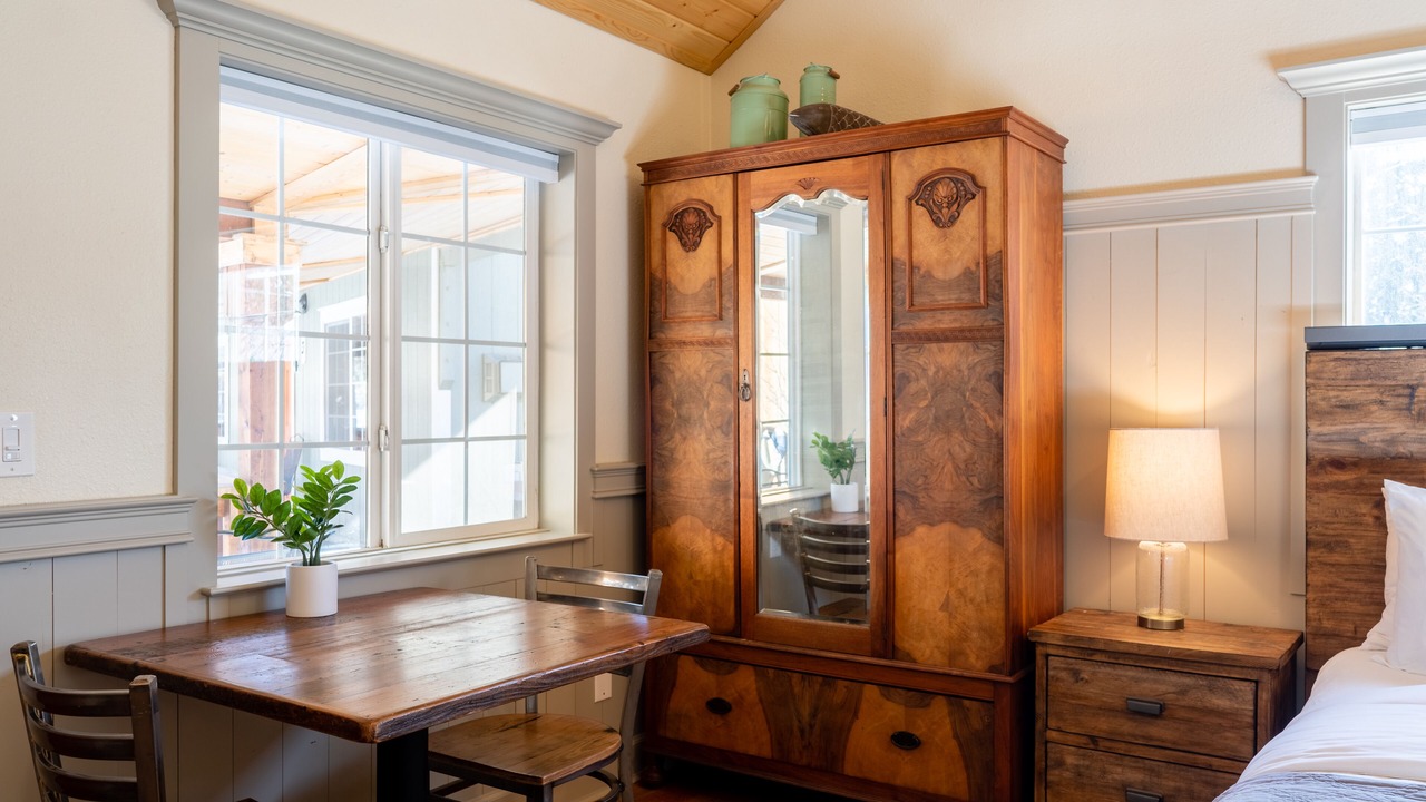 Photo of Bedroom in McCloud