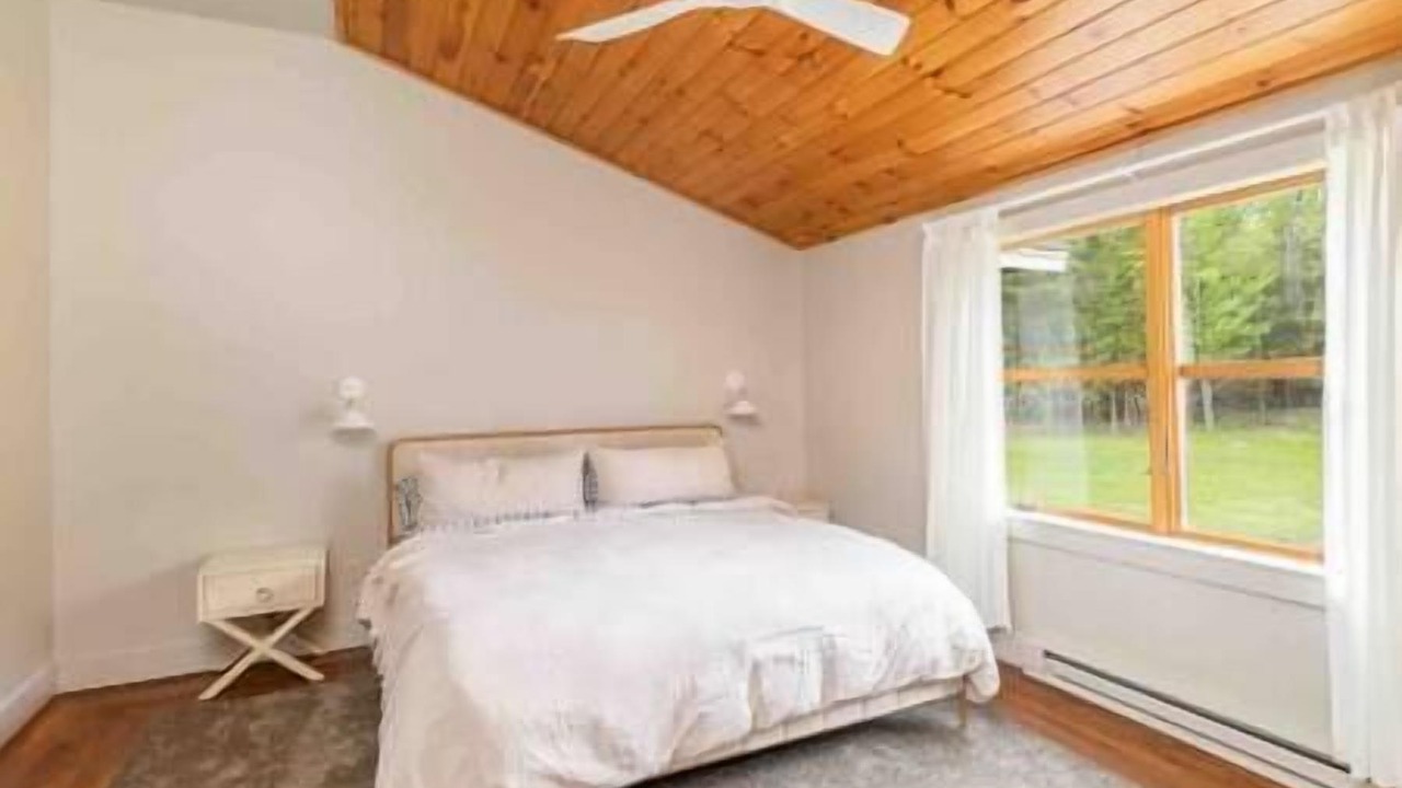 Photo of Others in Kingfield