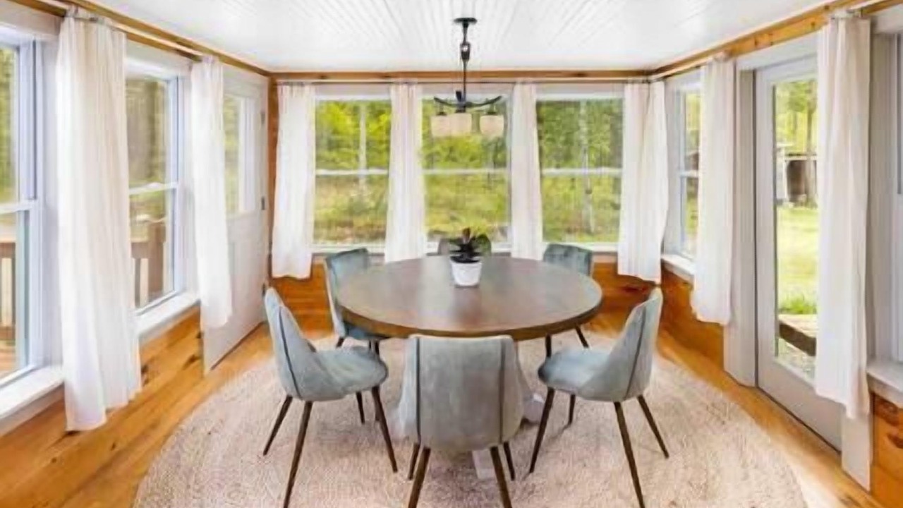 Photo of Others in Kingfield