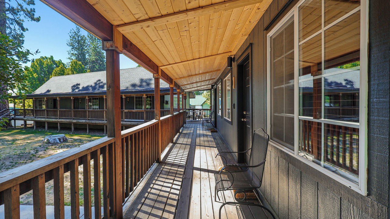 Photo of Patio Balcony in McCloud