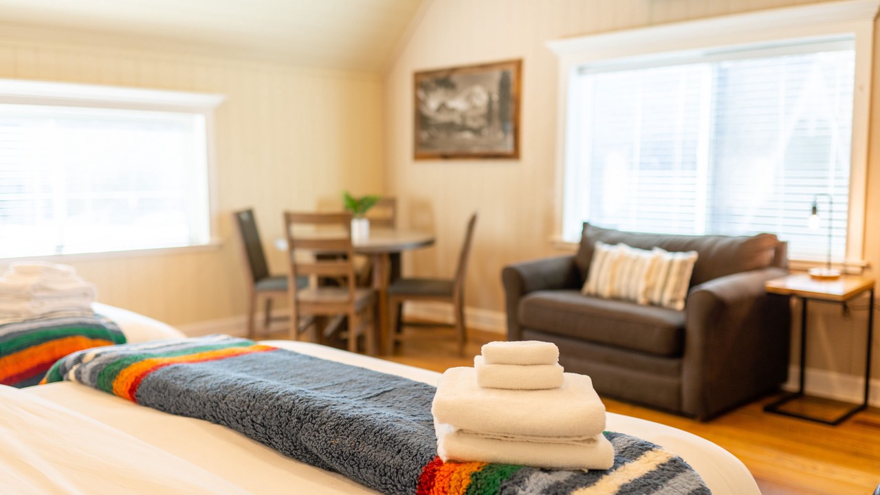 Photo of Bedroom in McCloud